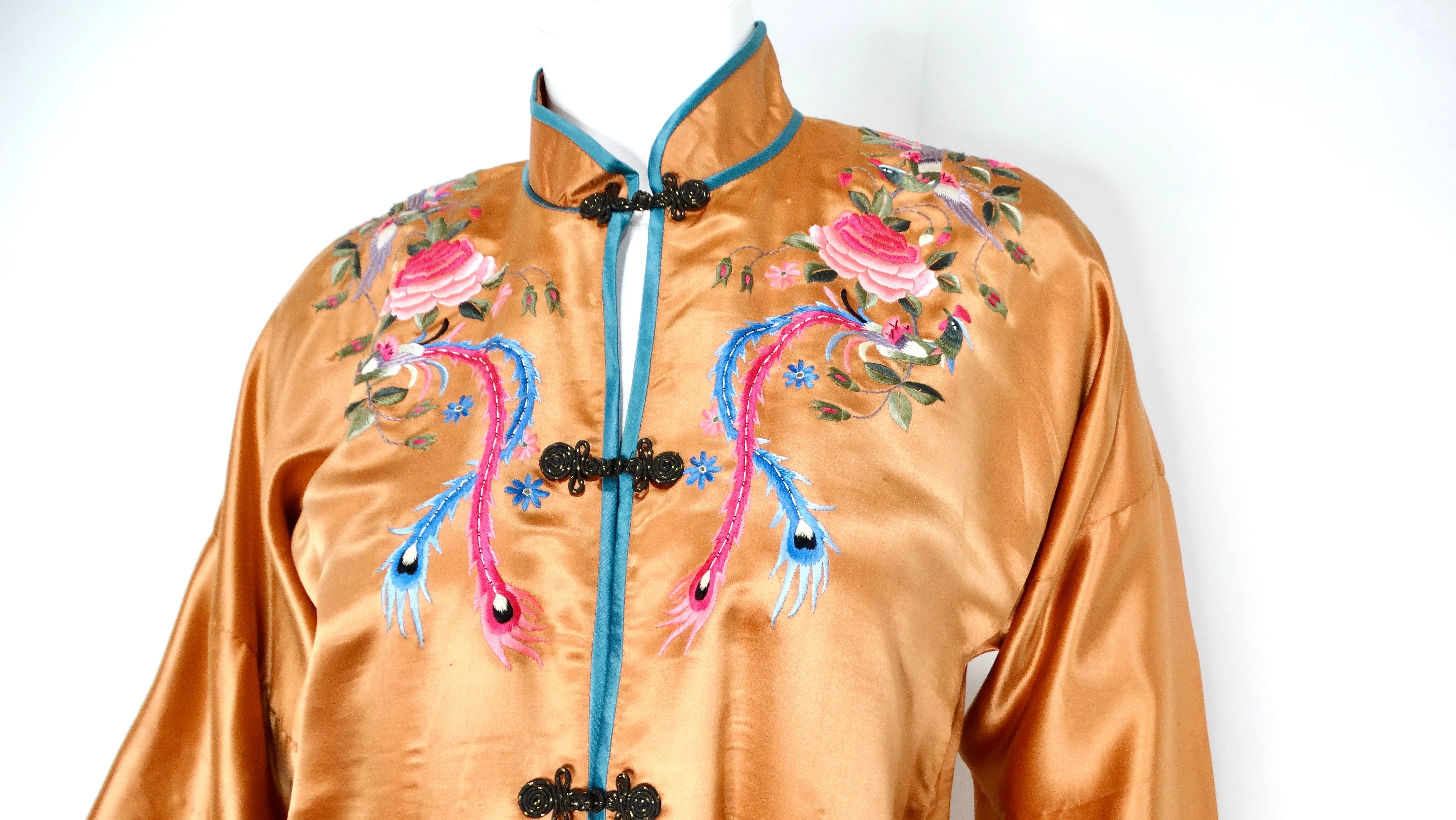 1950s Vintage Orange Chinese Silk Floral Embroidered Print Jacket