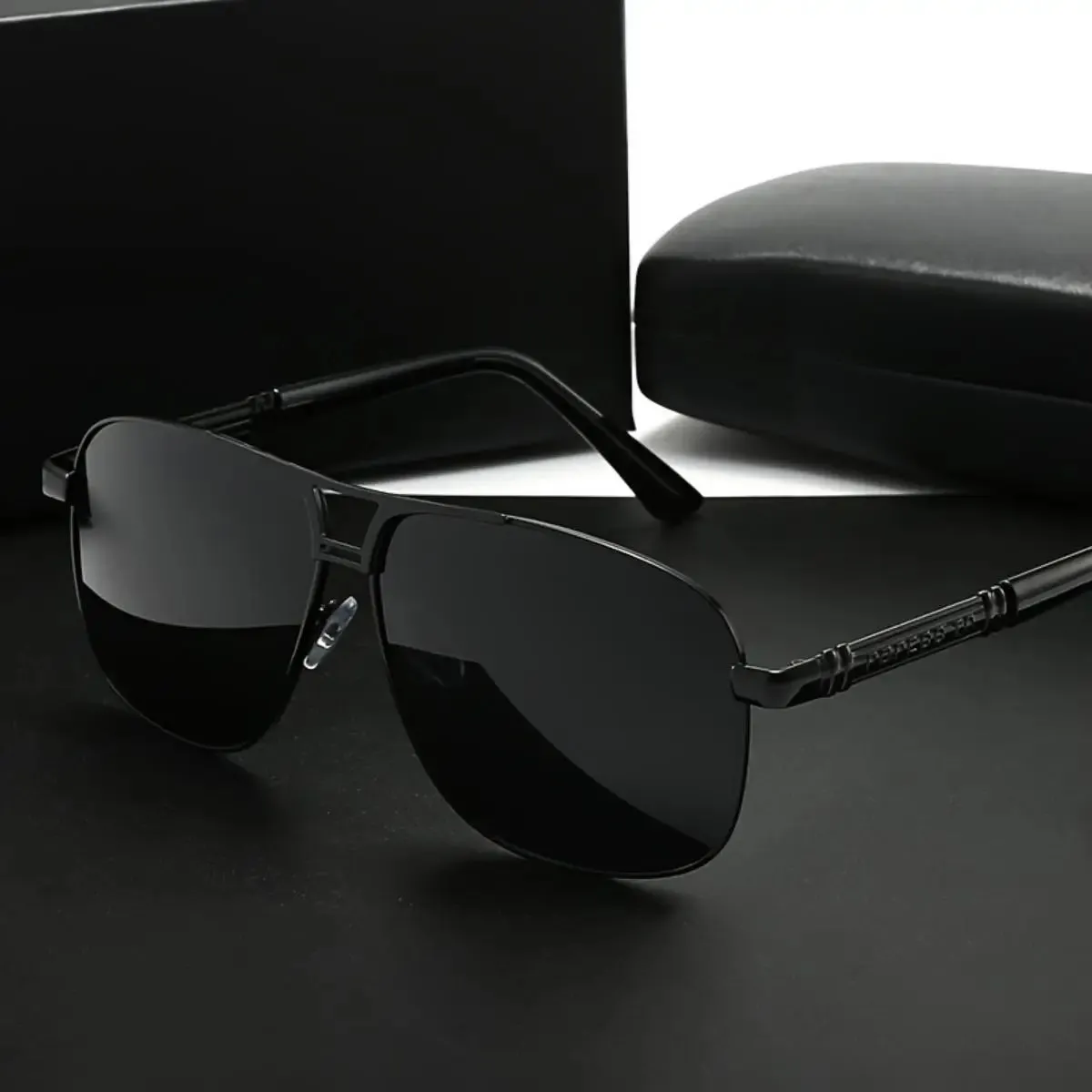 1pc Polarized Fashion Sunglasses for Men