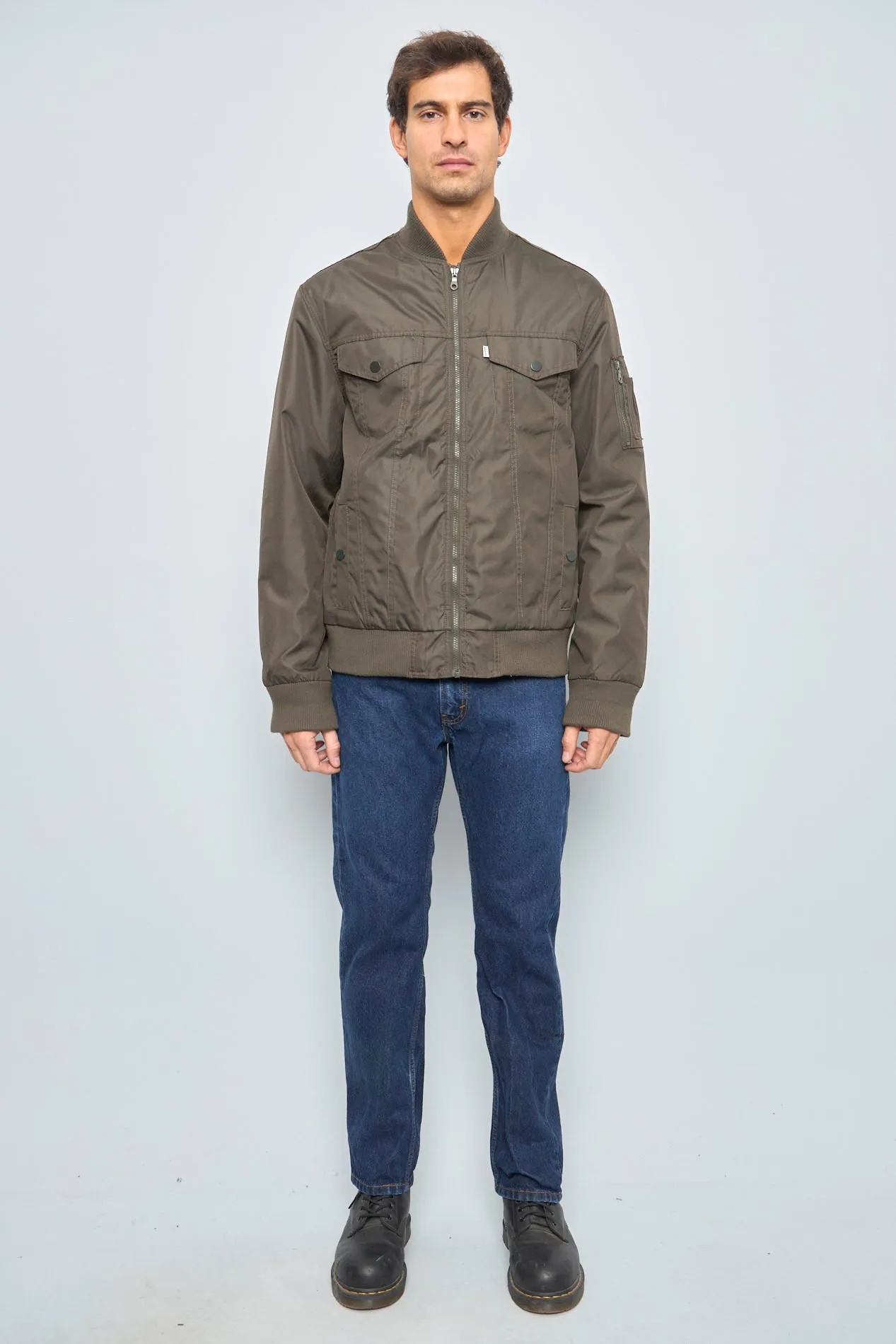 Bomber casual  verde levis talla Xl 104