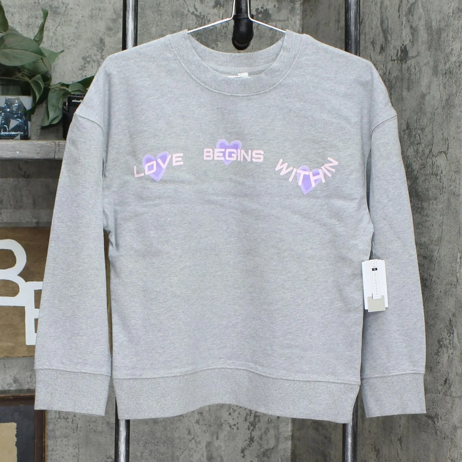 BP. Womens Pullover Graphic French Terry Sweatshirt