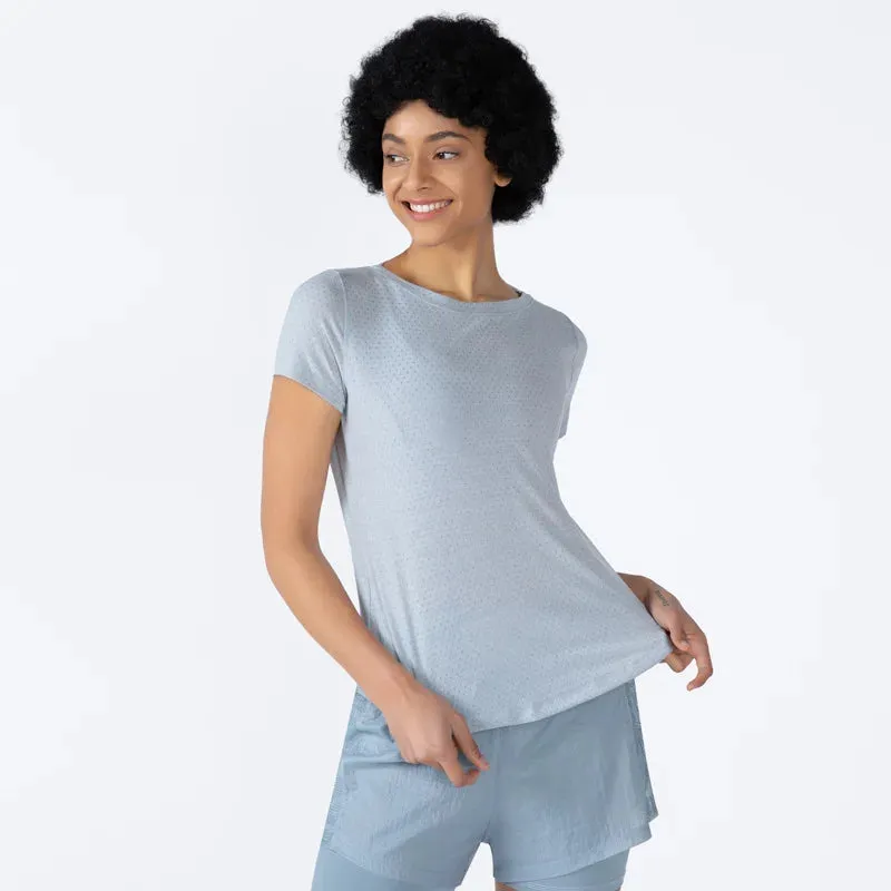 Carmen - Activewear Tee