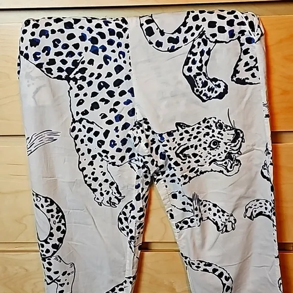 Desmond &amp; DempseyJaguar  Pajama pants