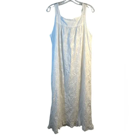 EILEEN WEST LADIES NIGHTGOWN MEDIUM WHITE EYELET COTTON SLEEP DRESS PAJAMAS