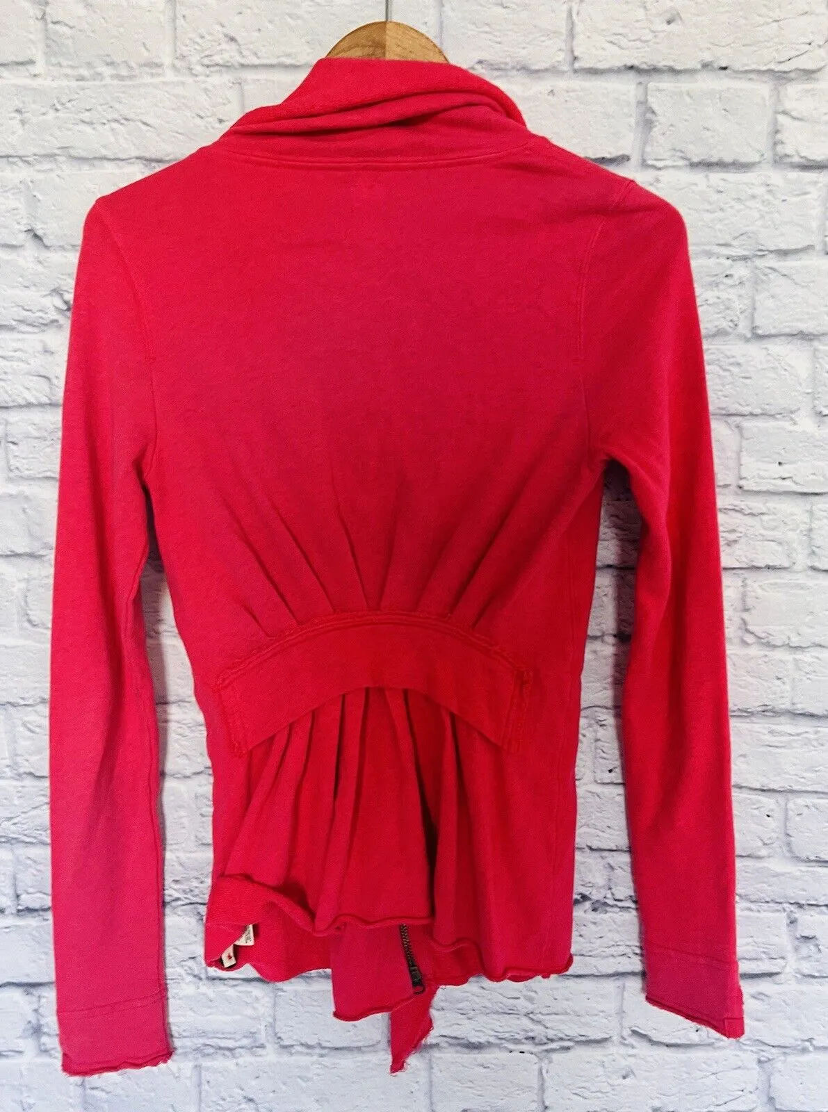FREE PEOPLE For The Free Womens Pink Jacket Activewear Sweat Coat Zip Sz S EUC