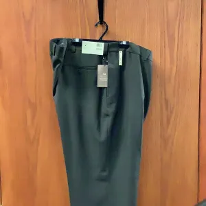 Haggar Brown Dress Slack