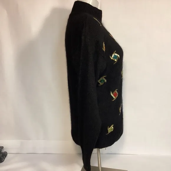 I.B. Delusion womens turtleneck sweater with bead worksize medium