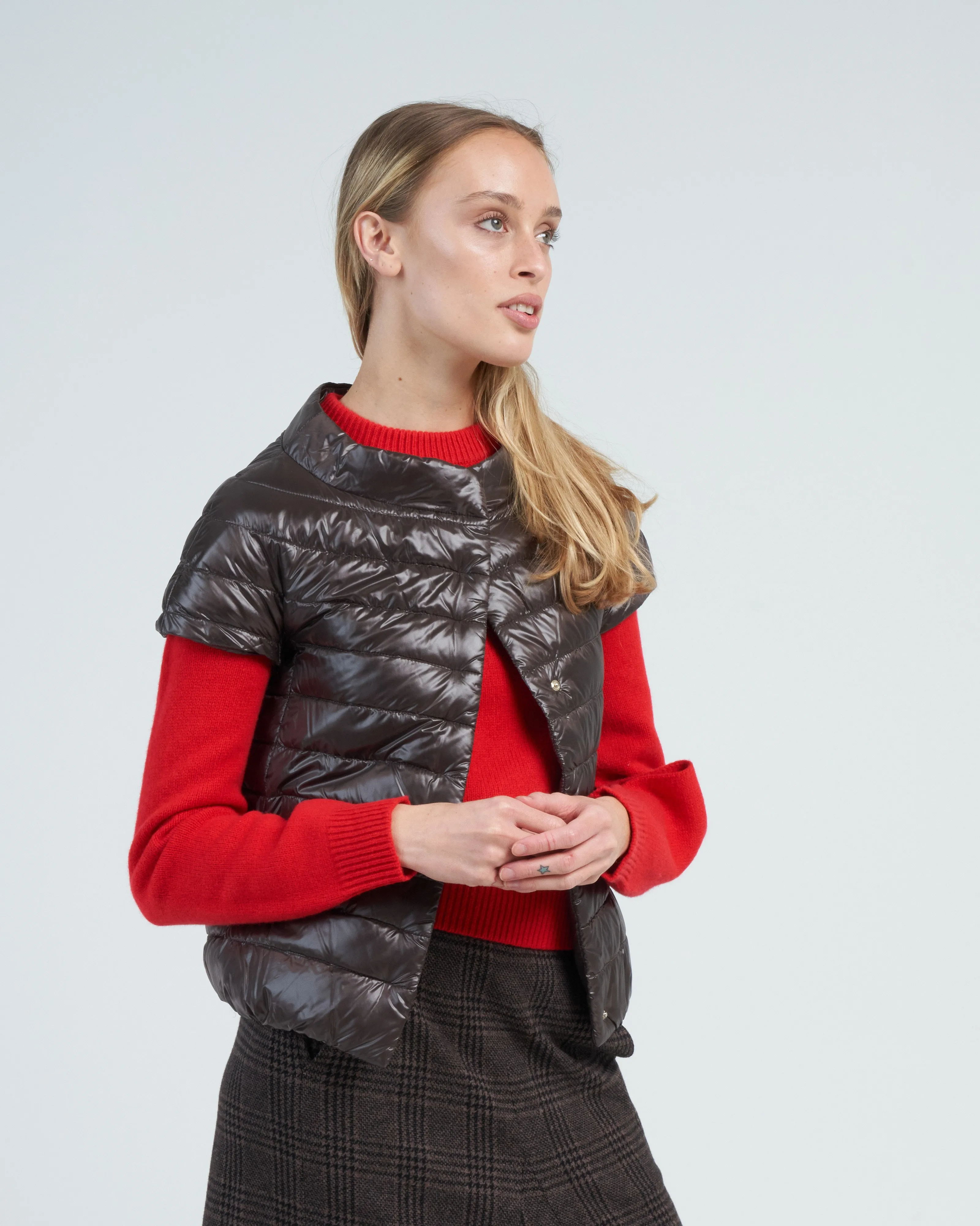 iconico emilia nylon ultralight capsleeve