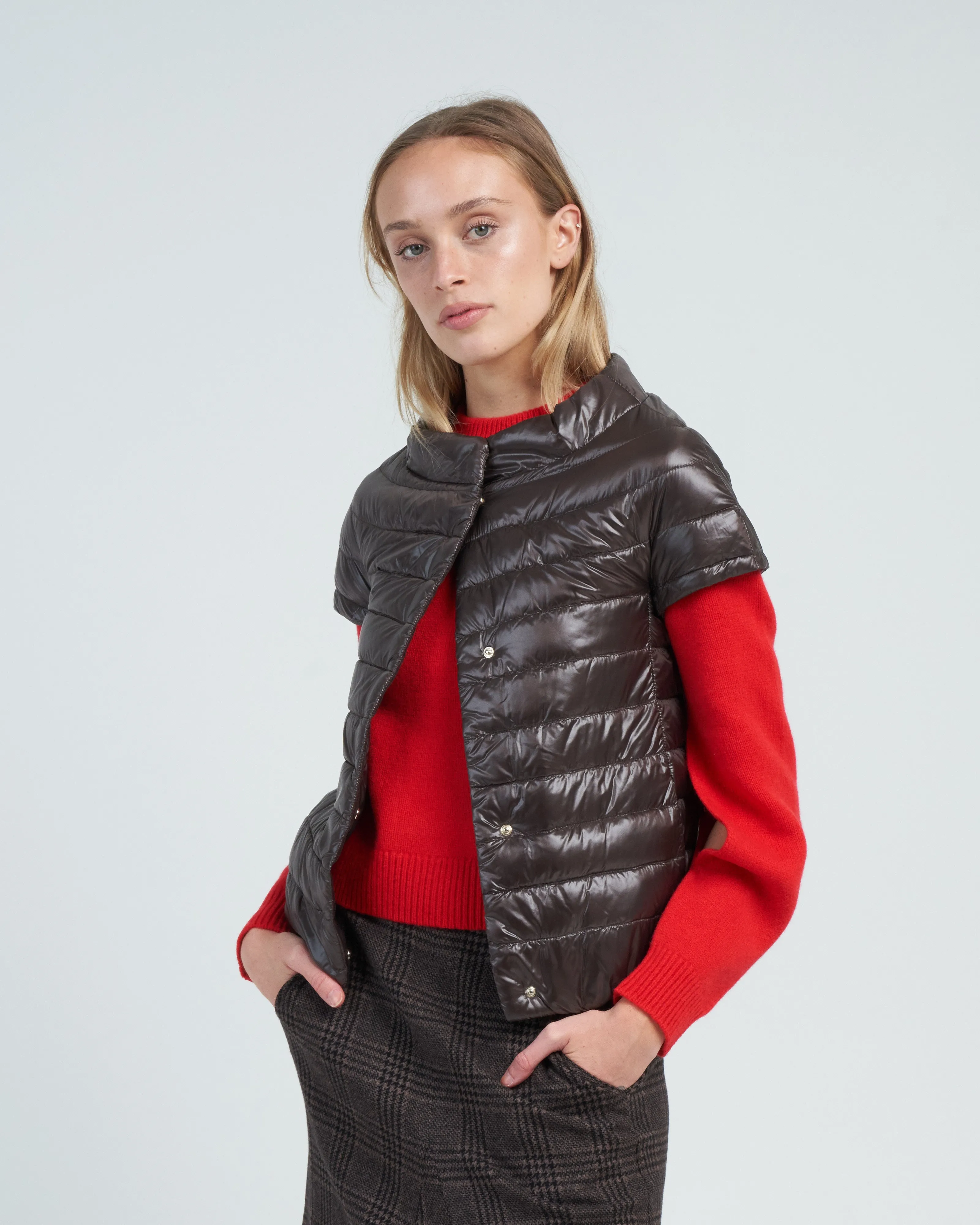 iconico emilia nylon ultralight capsleeve
