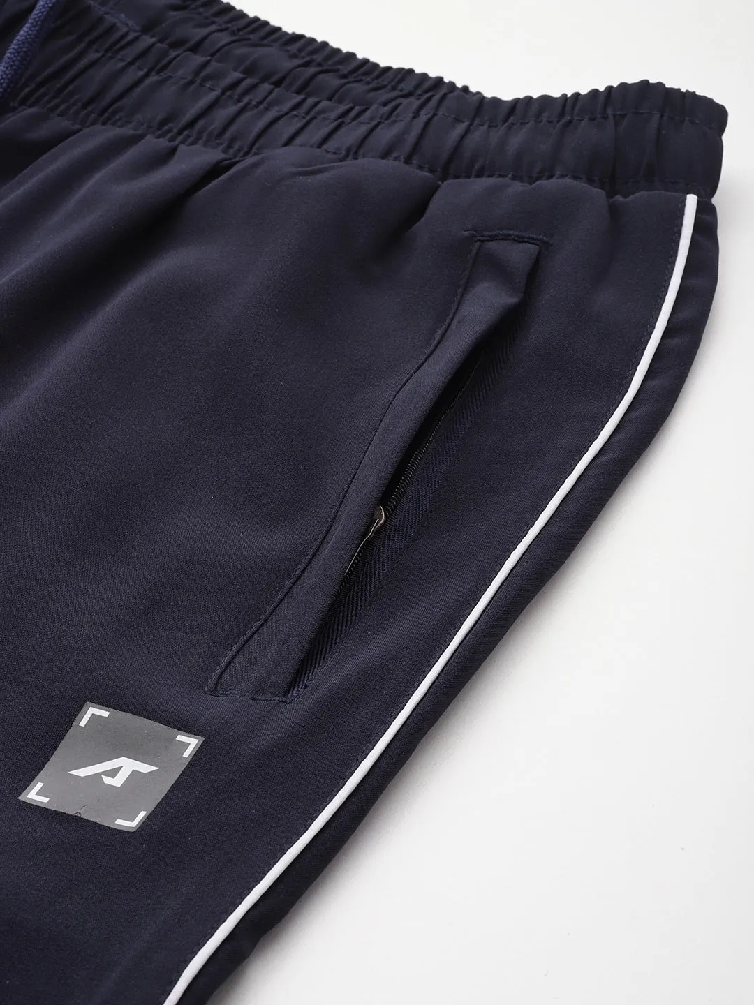 Imitable Relaxed Trackpants