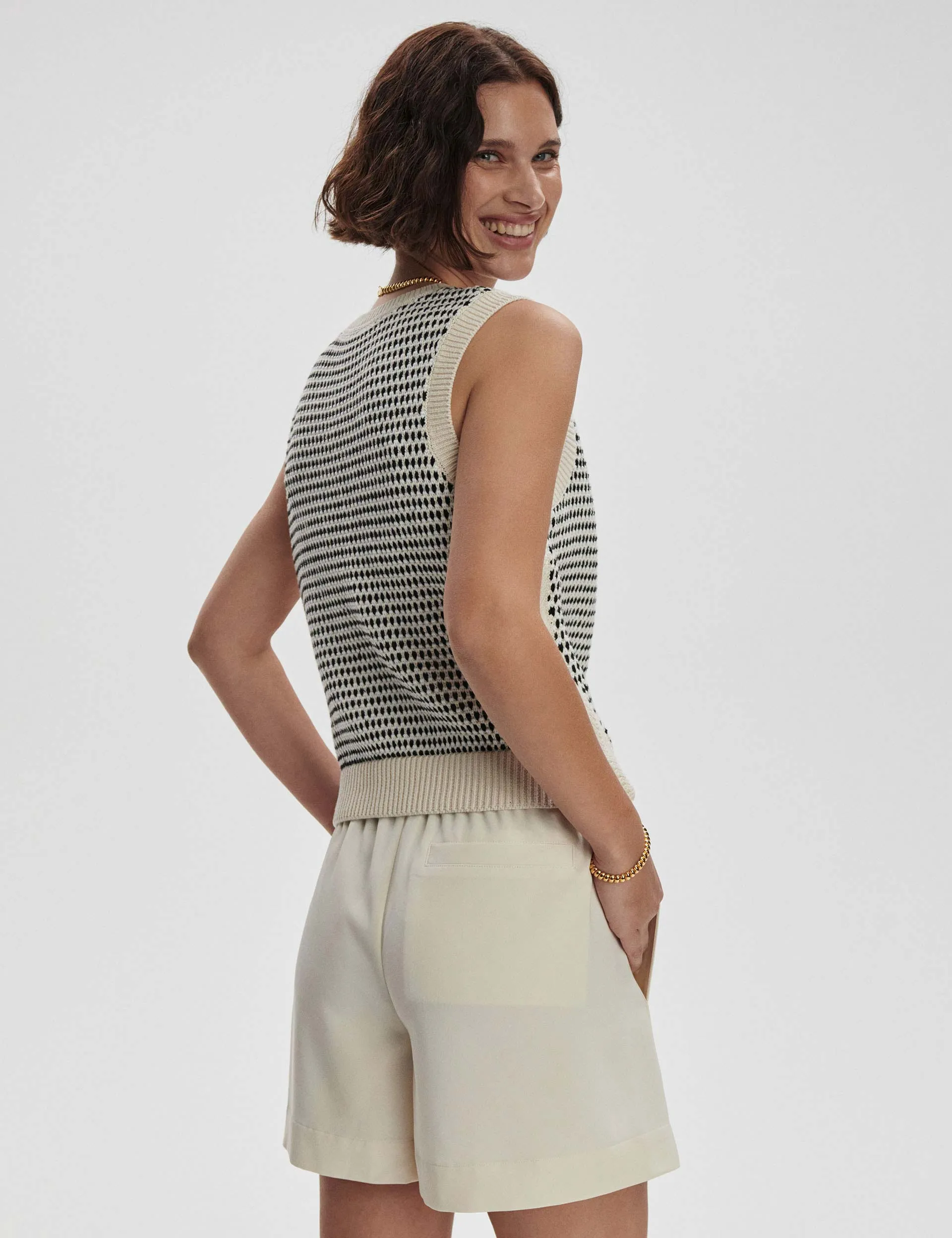 Knowles Textured Knit Vest - Birch
