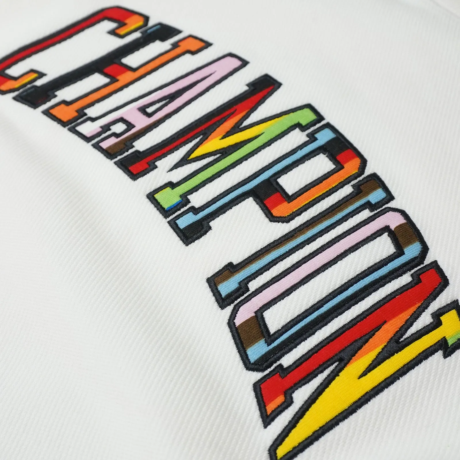 Lifestyle Jacquard Twill Pride Crew - White