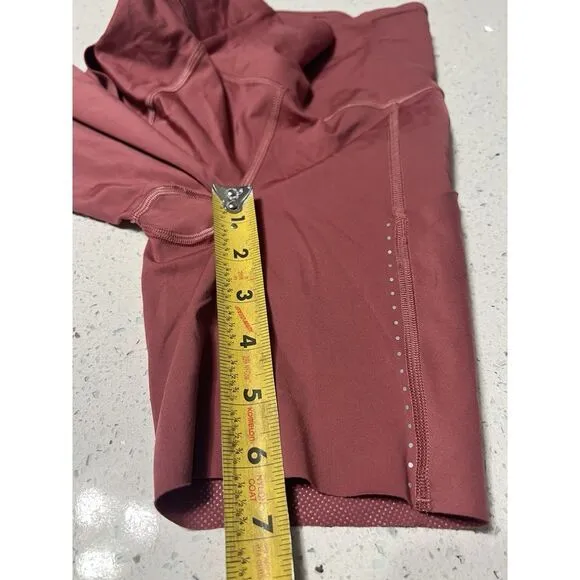 Lululemon Fast/Free‎ High Rise 6&quot; Elite Cherry Tint Running Shorts Size 2