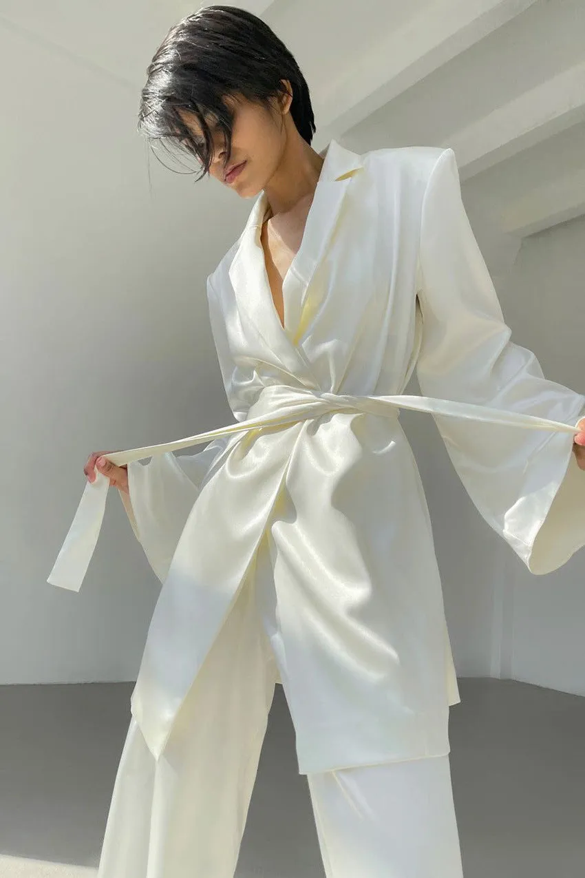 LuxeComfort Sleep Blazer