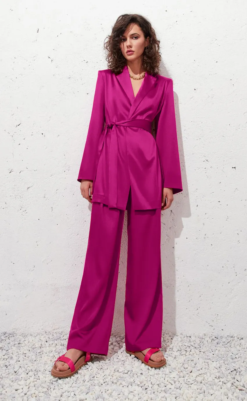 LuxeComfort Sleep Blazer