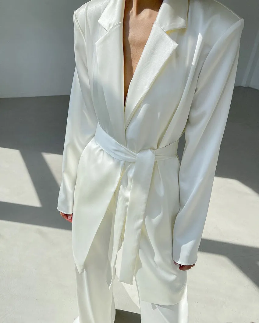 LuxeComfort Sleep Blazer