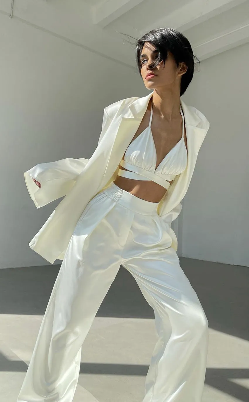 LuxeComfort Sleep Blazer