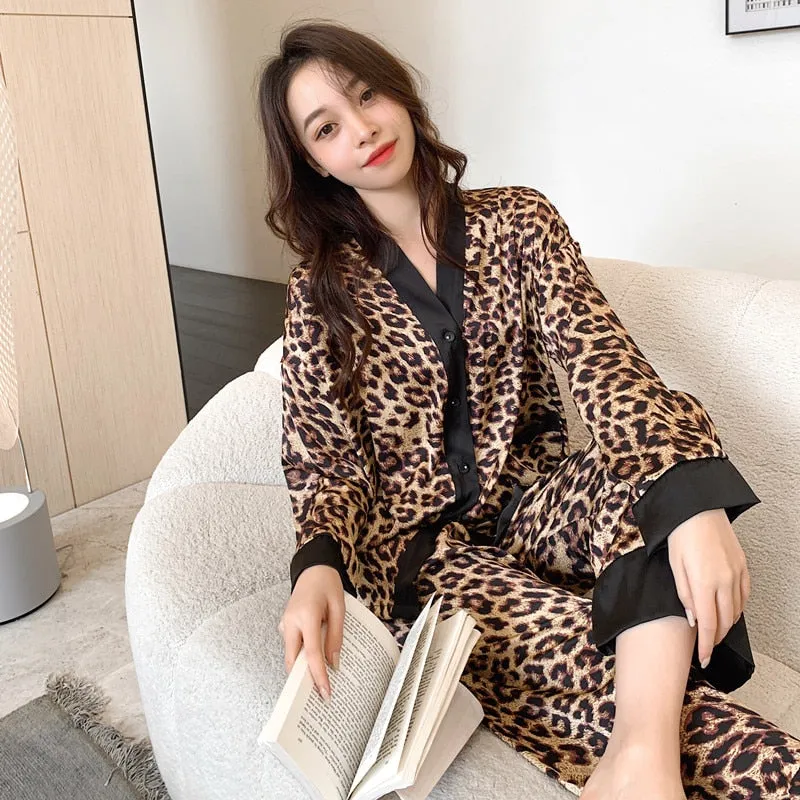 Luxury Sleepwear Silk Pajamas Leopard Design