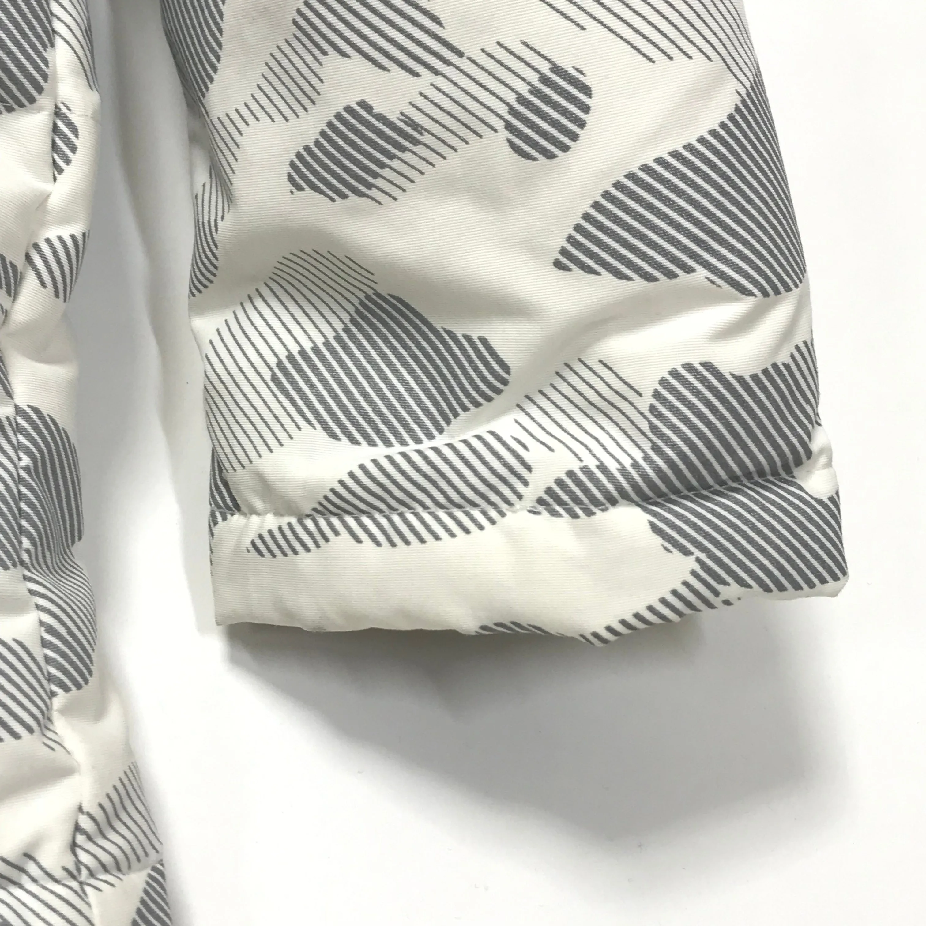[M] A Bathing Ape Bape Reflective Camo B-3 Down Jacket