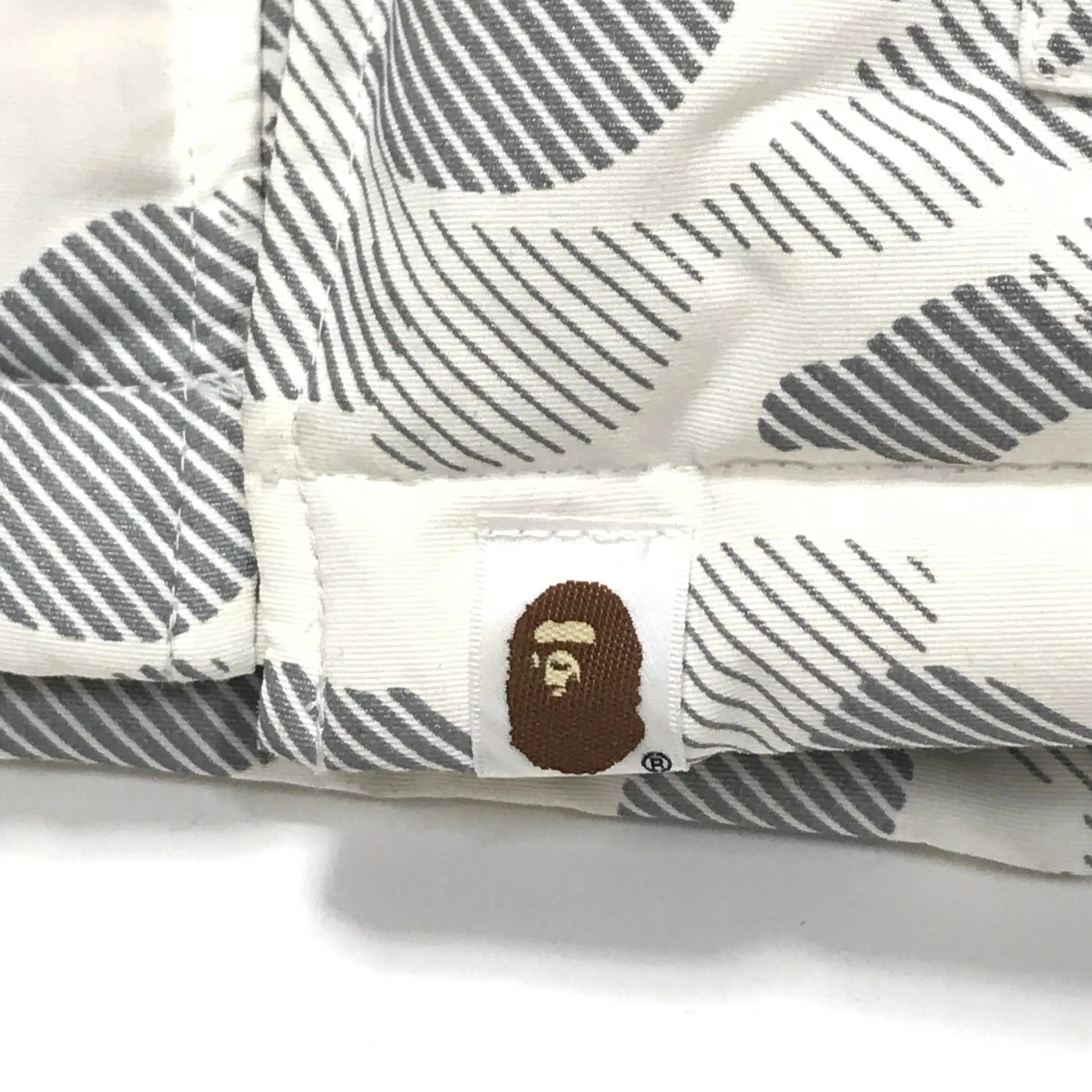 [M] A Bathing Ape Bape Reflective Camo B-3 Down Jacket