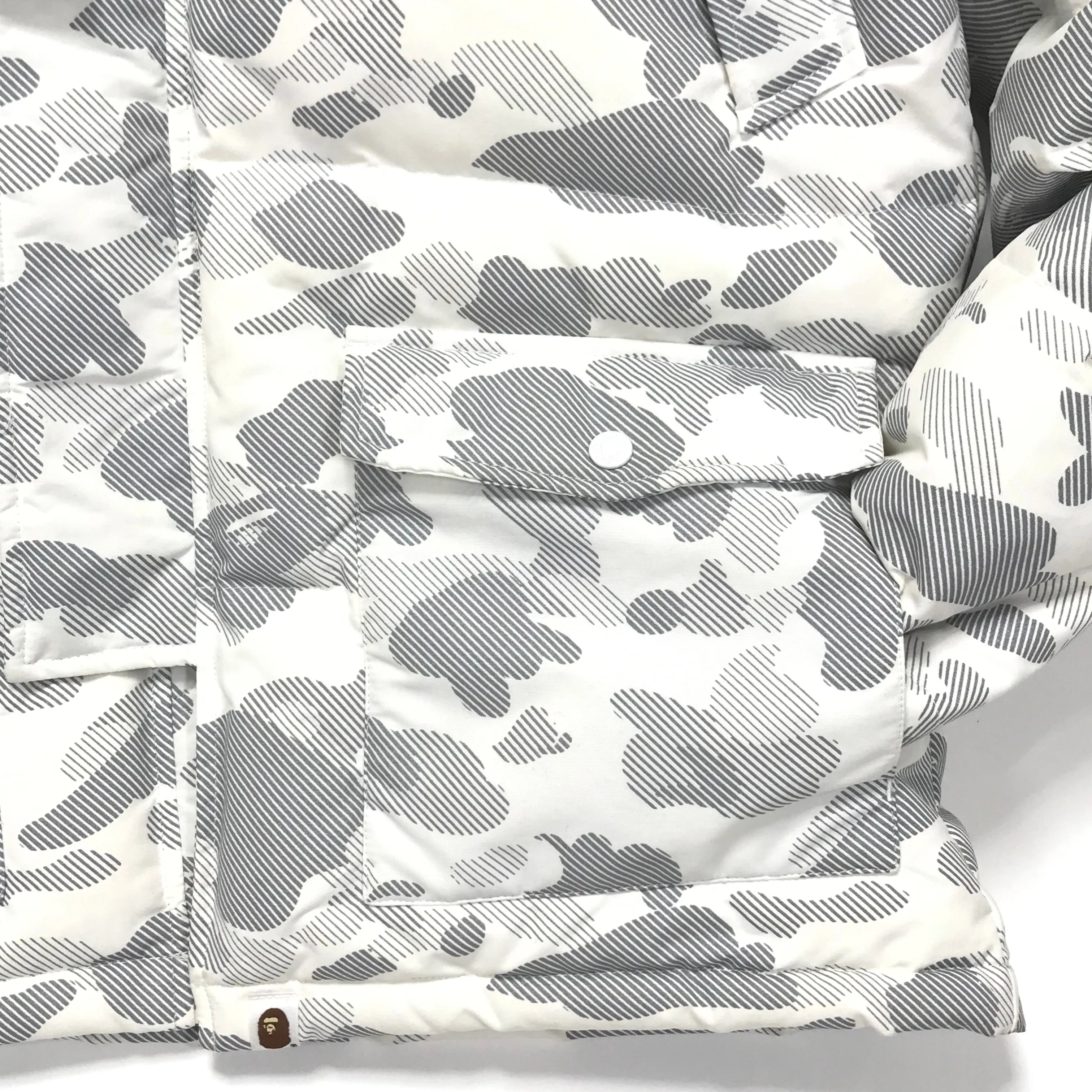 [M] A Bathing Ape Bape Reflective Camo B-3 Down Jacket