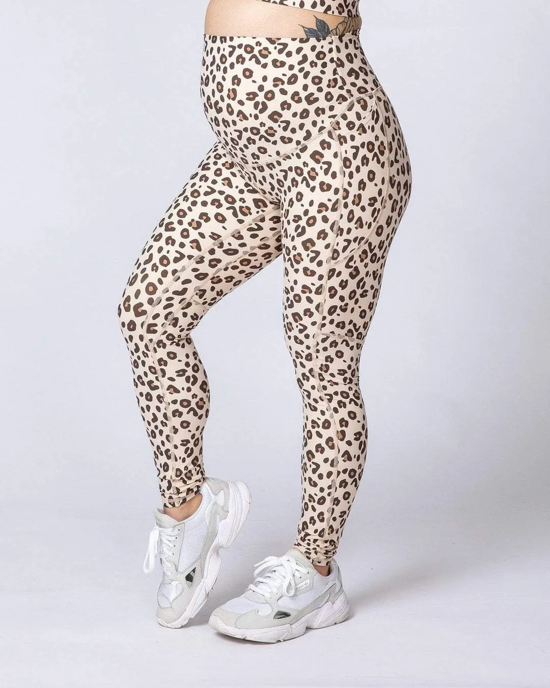 Maternity Superior Squat Pocket Leggings - Cheetah Print