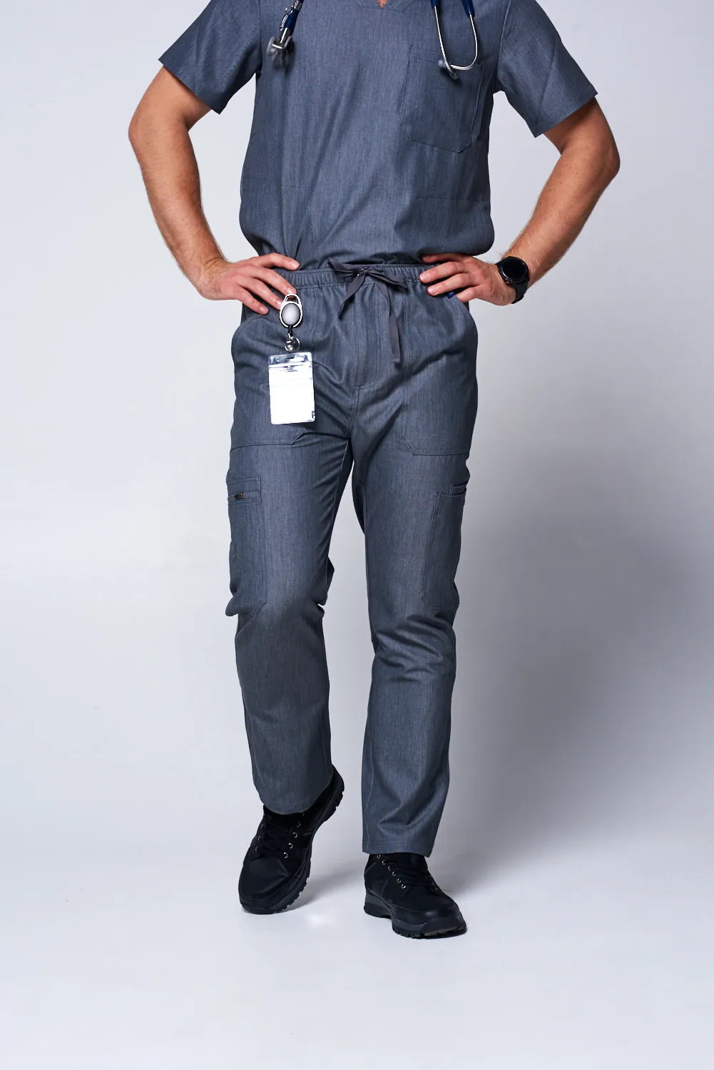 Men's Straight-Cut 9-Pocket Cargo Pants
