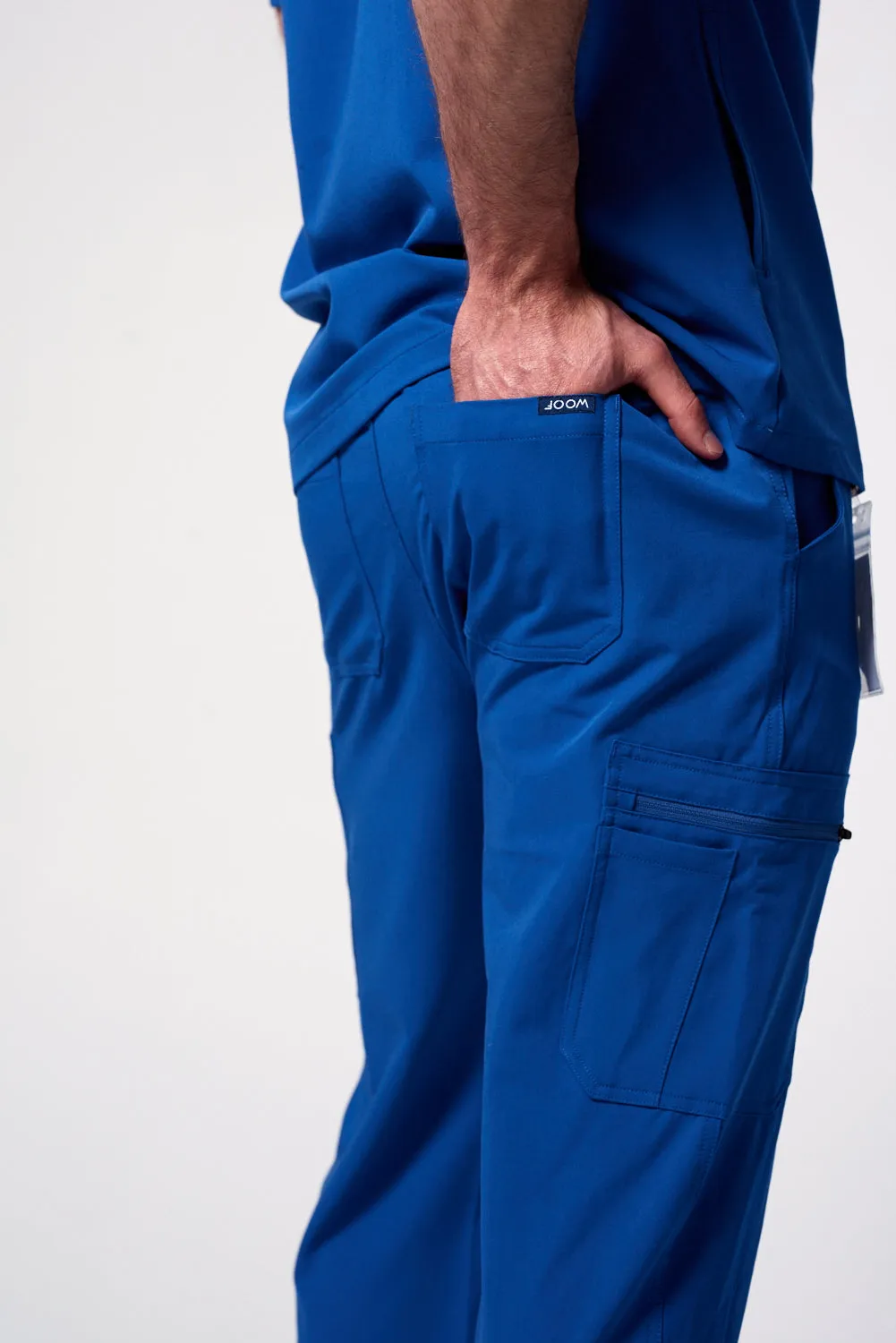 Men's Straight-Cut 9-Pocket Cargo Pants
