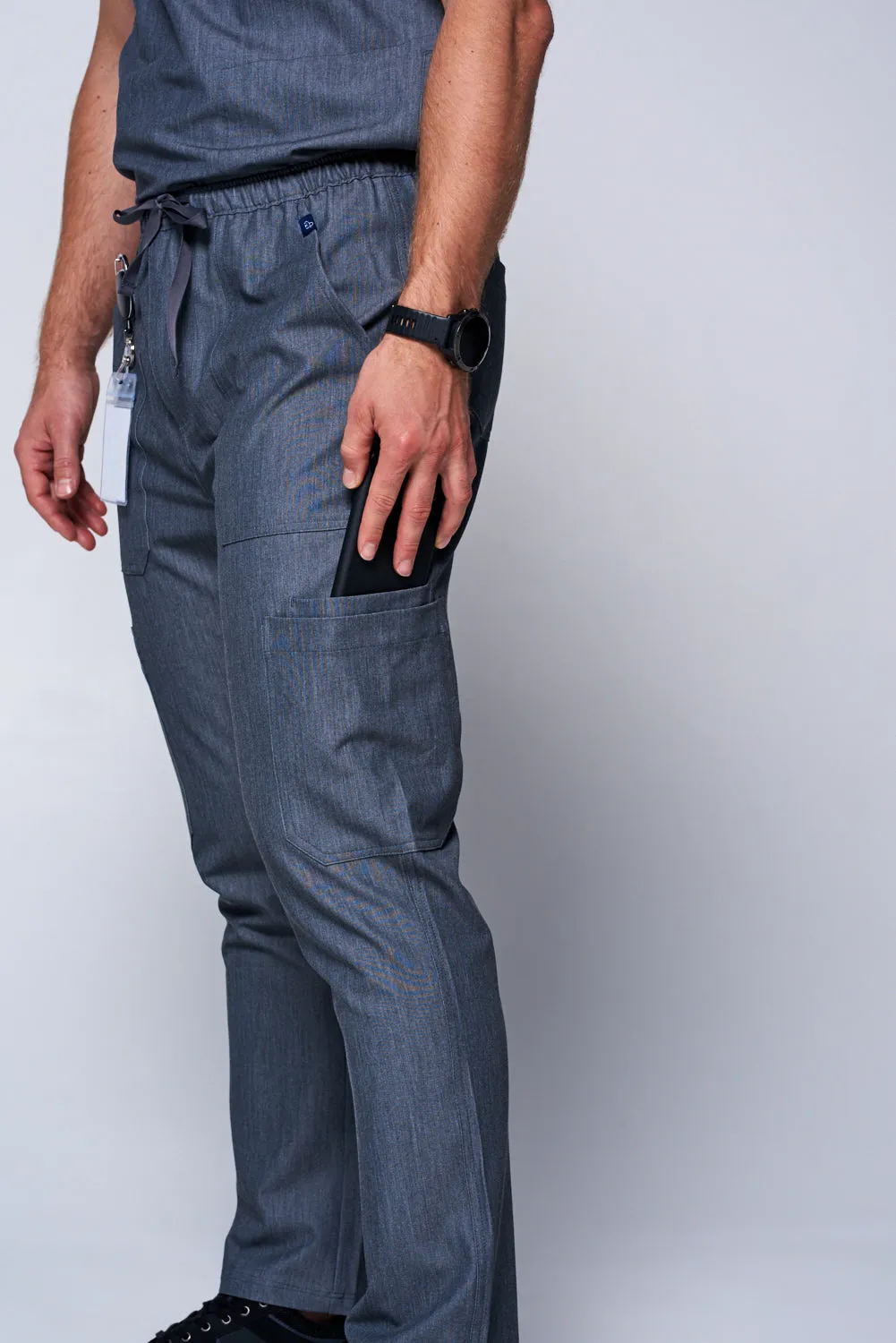 Men's Straight-Cut 9-Pocket Cargo Pants