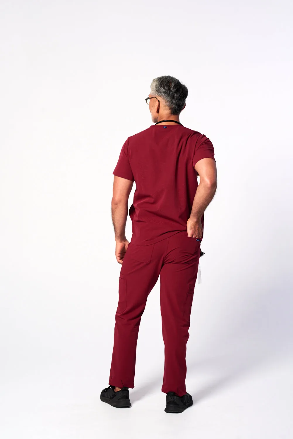 Men's Straight-Cut 9-Pocket Cargo Pants