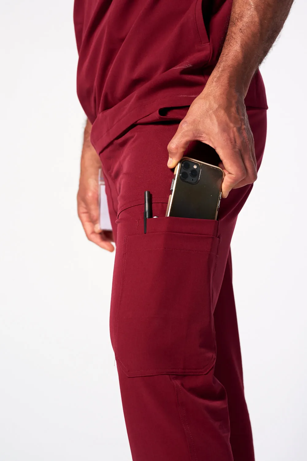 Men's Straight-Cut 9-Pocket Cargo Pants