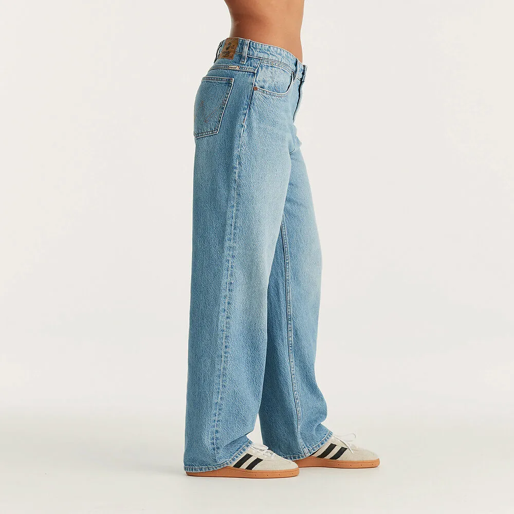 MID JOPLIN RELAXED JEAN - GEMSTONE BLUE