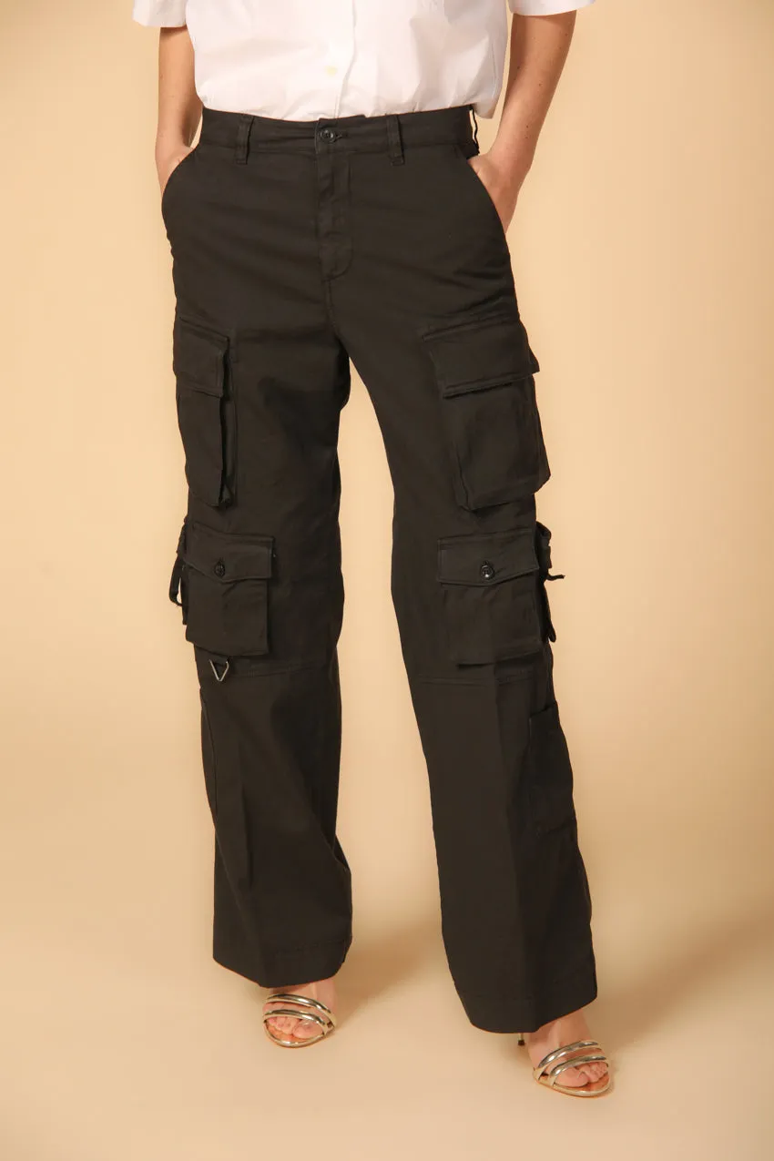 New Hunter women's cargo pants in gabardine relaxed fit