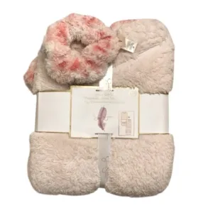 New Jessica Simpson Pajamas Set 4 Piece Set