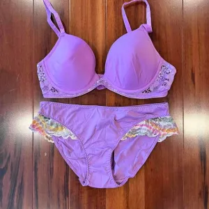 New NWOT Josie By Natori Purple Lingerie Set Lace Push Up Style Size 34B / S