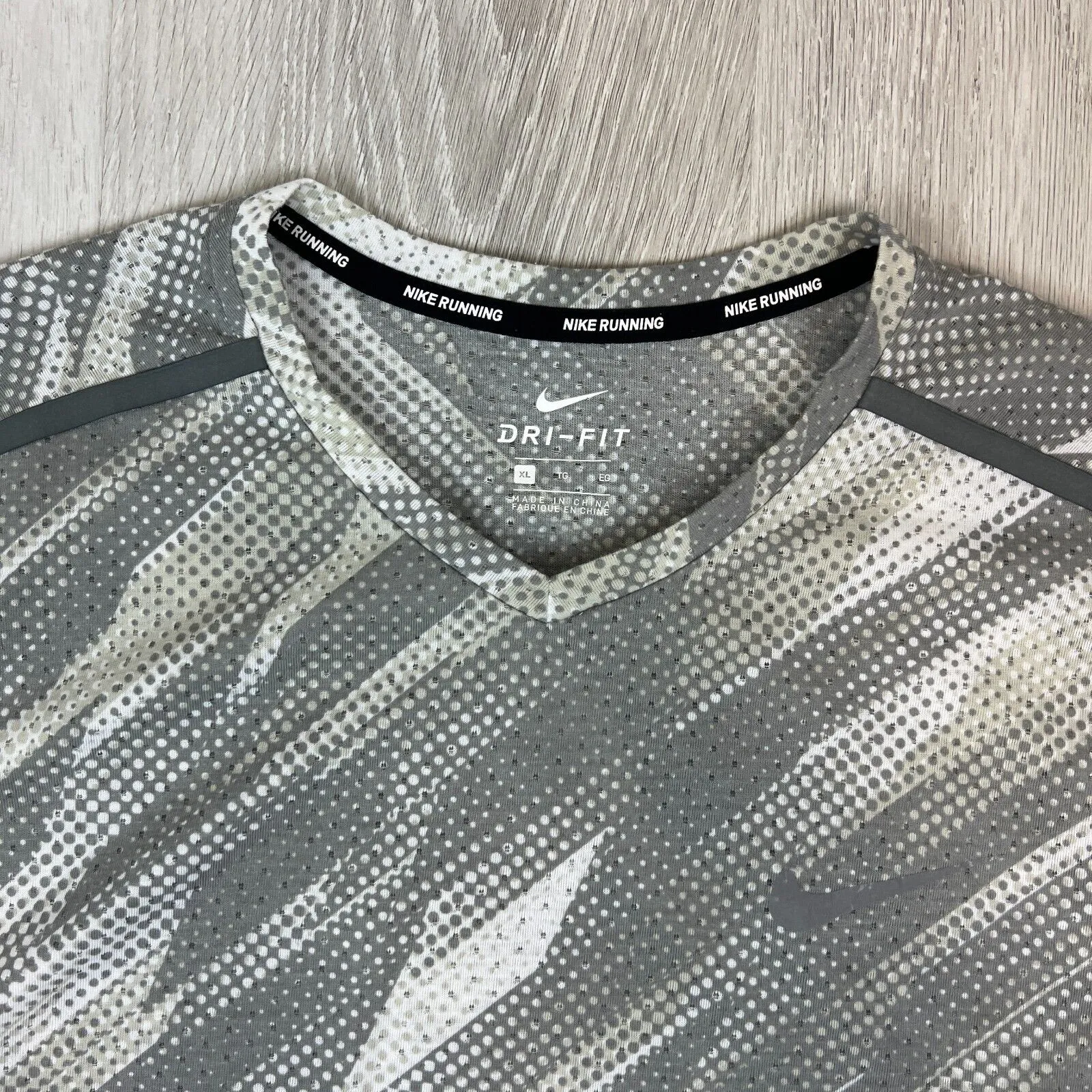 Nike Running Mens Grey Activewear T-Shirt Size XL