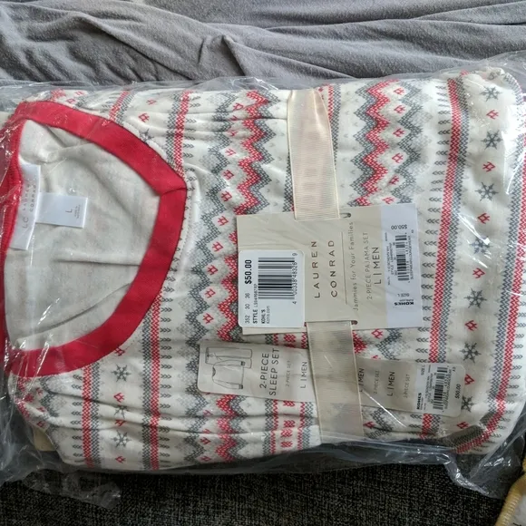 NWT fam Bundle NEW Matching Christmas Pajamas matching Lauren Conrad LC Jammies
