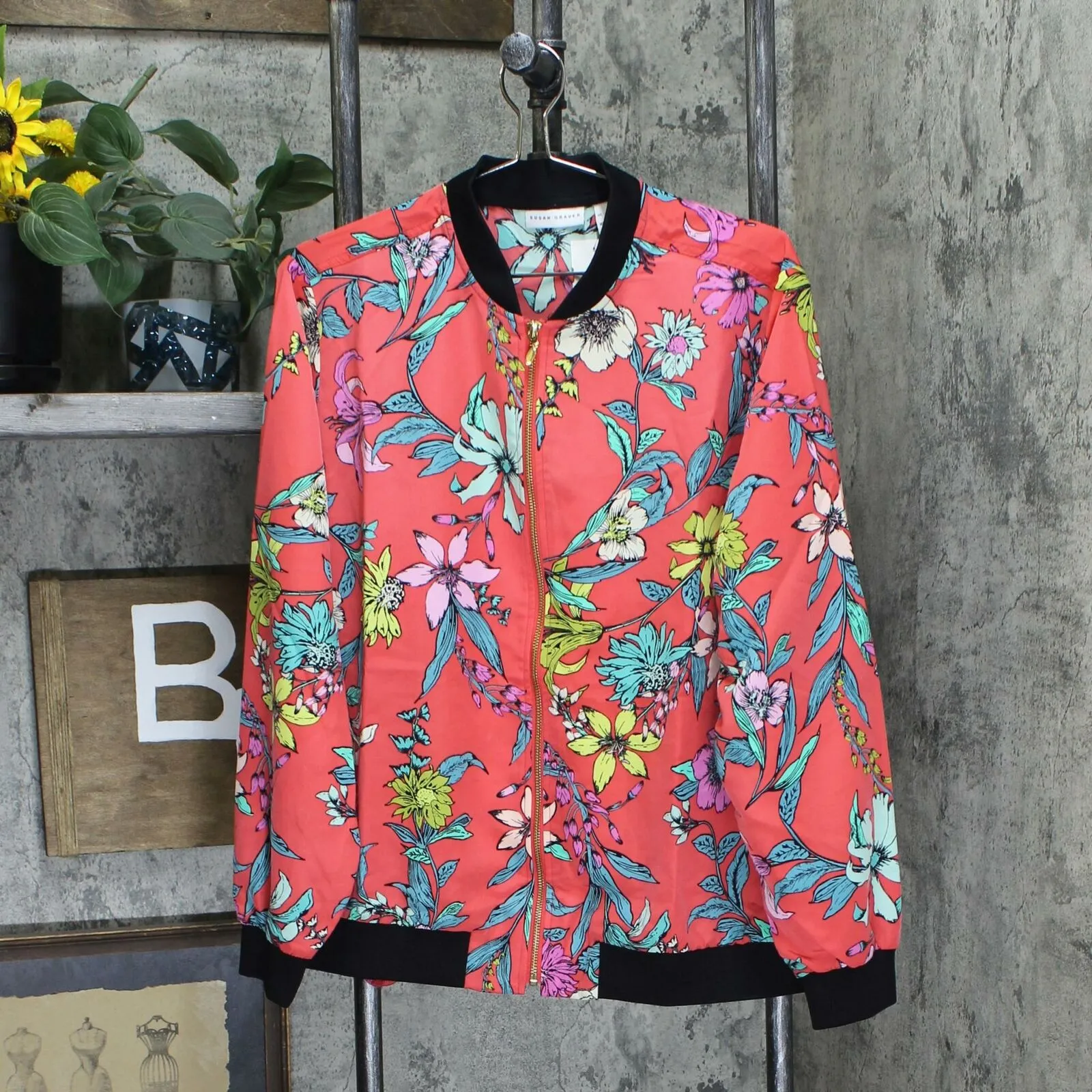 NWT Susan Graver Women's Floral Peachskin Bomber Jacket. A351018-Reg X-Large