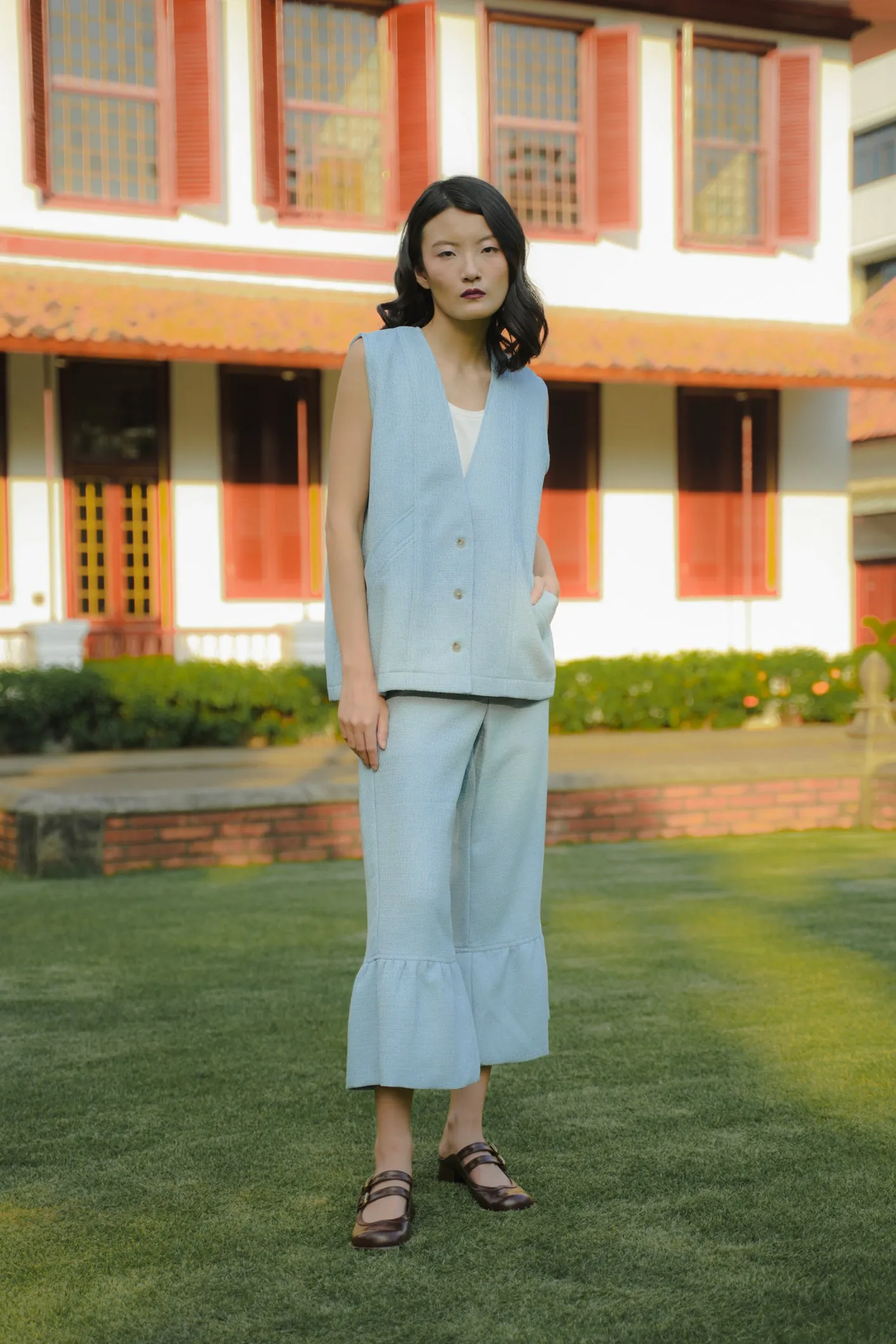 ODDA VEST IN BLUE HAY