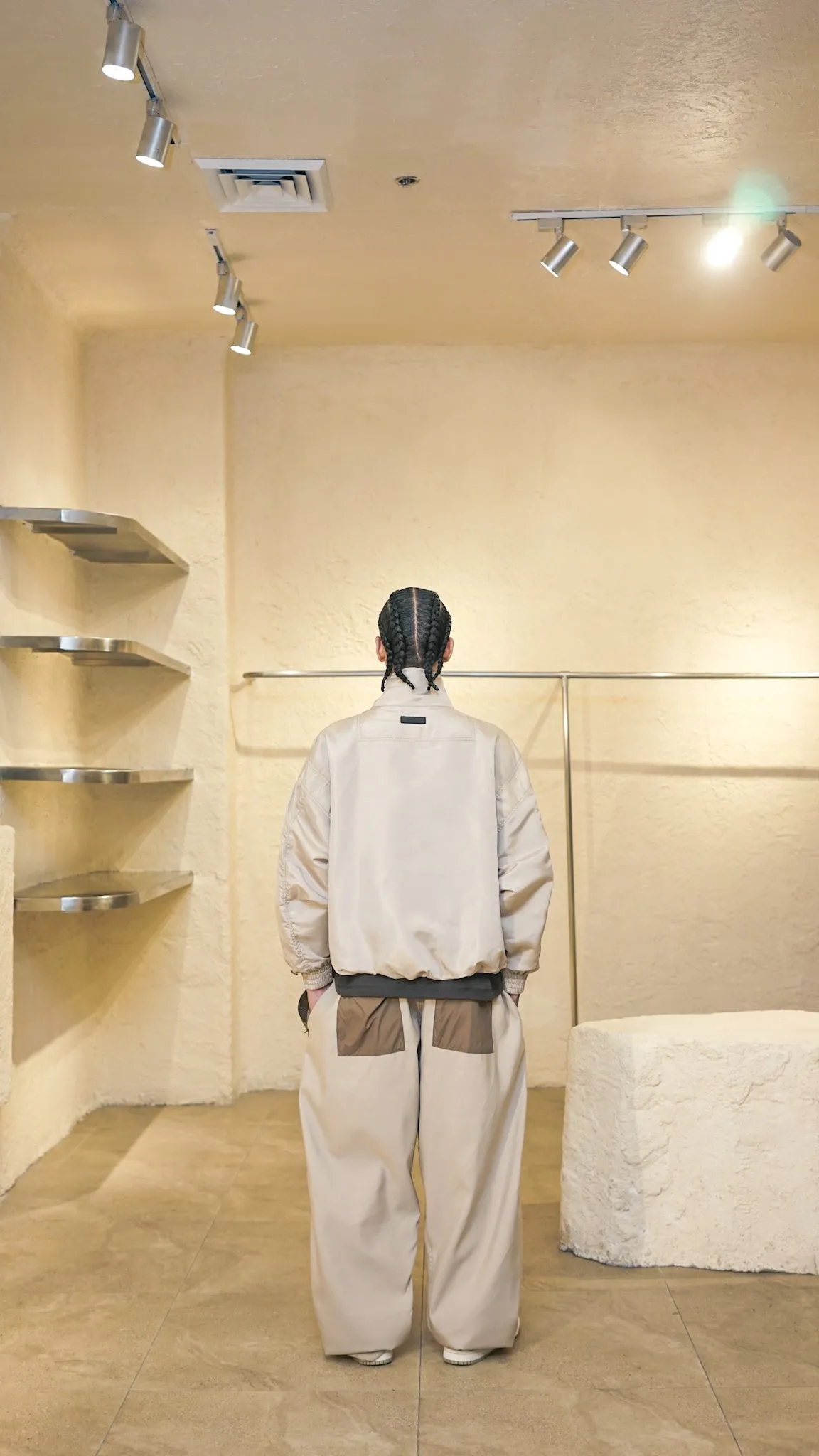ROGUE PANTS IN DUNE