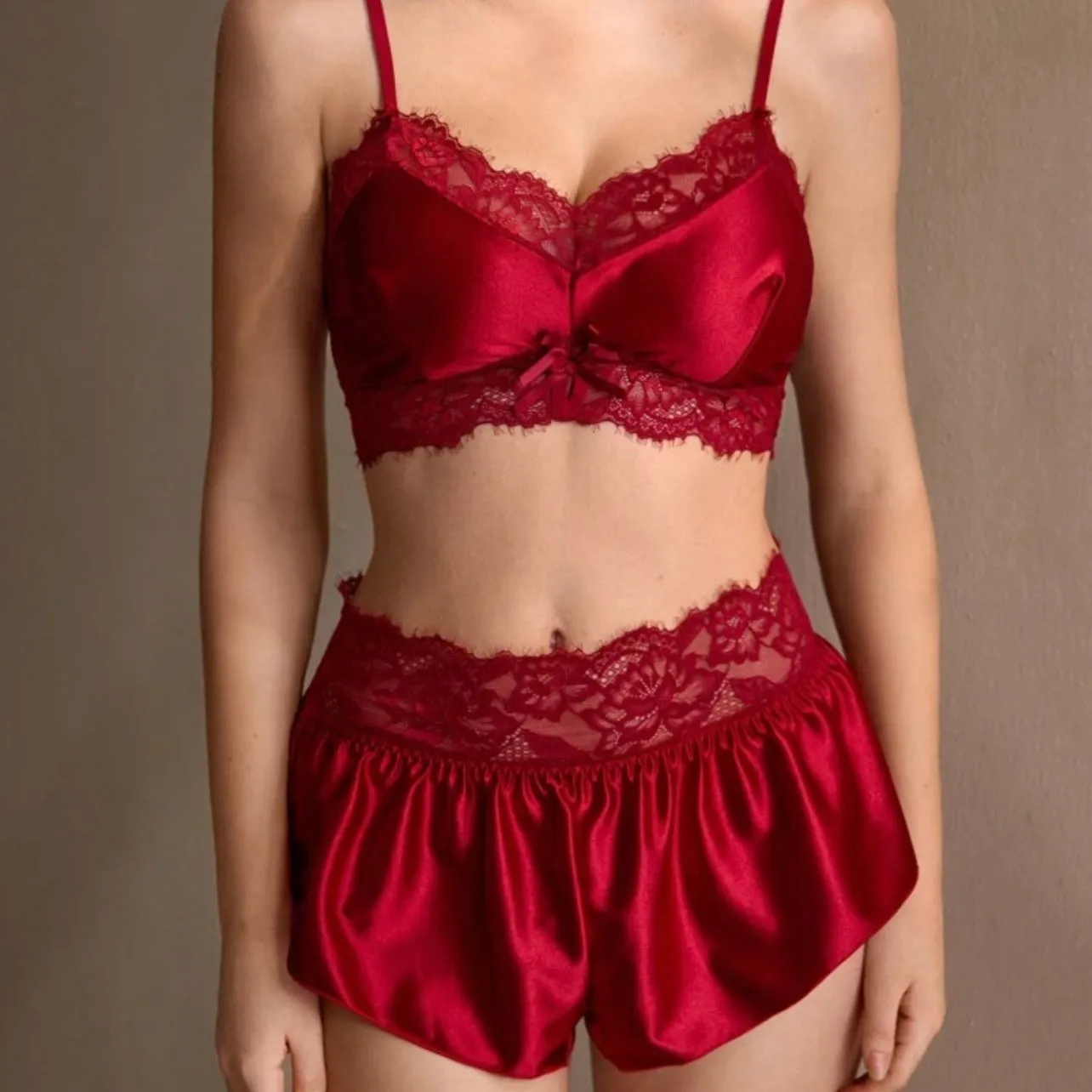 Sabrina Silk Lace Pajamas - Red