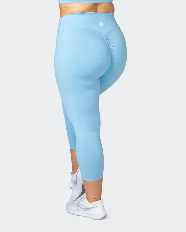 Signature Scrunch 7/8 Leggings - Ice Blue