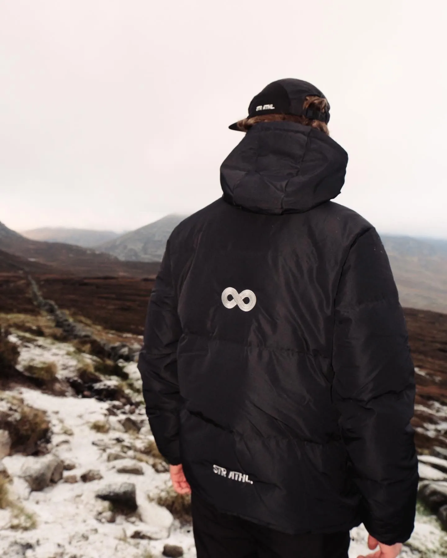 STR  'Infinity' Down Puffer Jacket (Black)