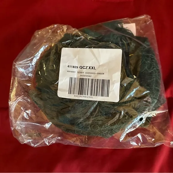Victorias Secret Lingerie Green Lace Plunge Crotchless Lace Up Teddy XXL - NWT
