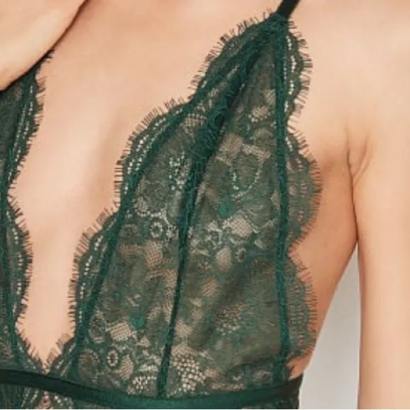 Victorias Secret Lingerie Green Lace Plunge Crotchless Lace Up Teddy XXL - NWT