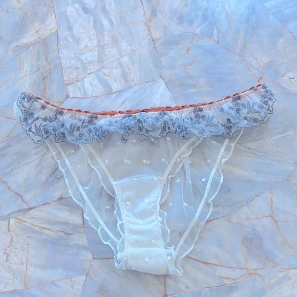 Victoria’s Secret Panty Underwear Small
