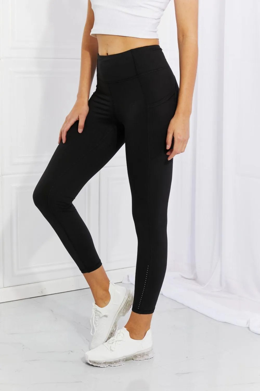 Wide Waistband Reflective Dot Black Active Leggings