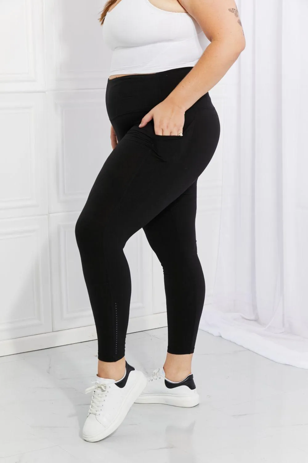Wide Waistband Reflective Dot Black Active Leggings