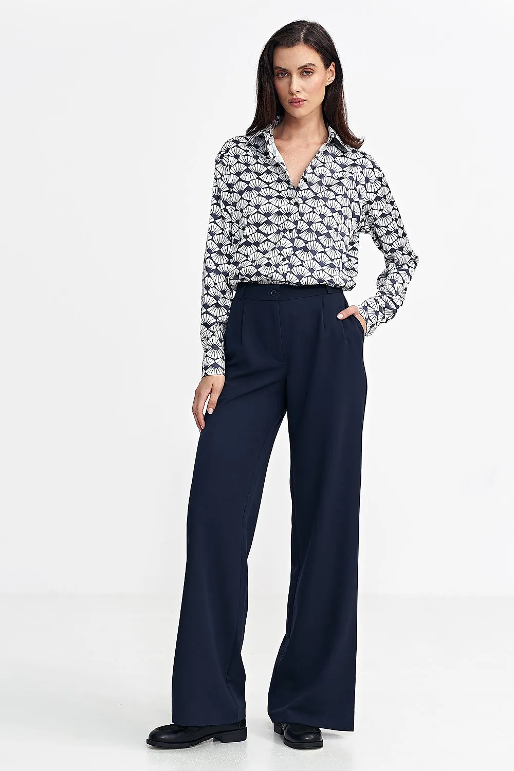 Women relaxed fit wide leg pants
