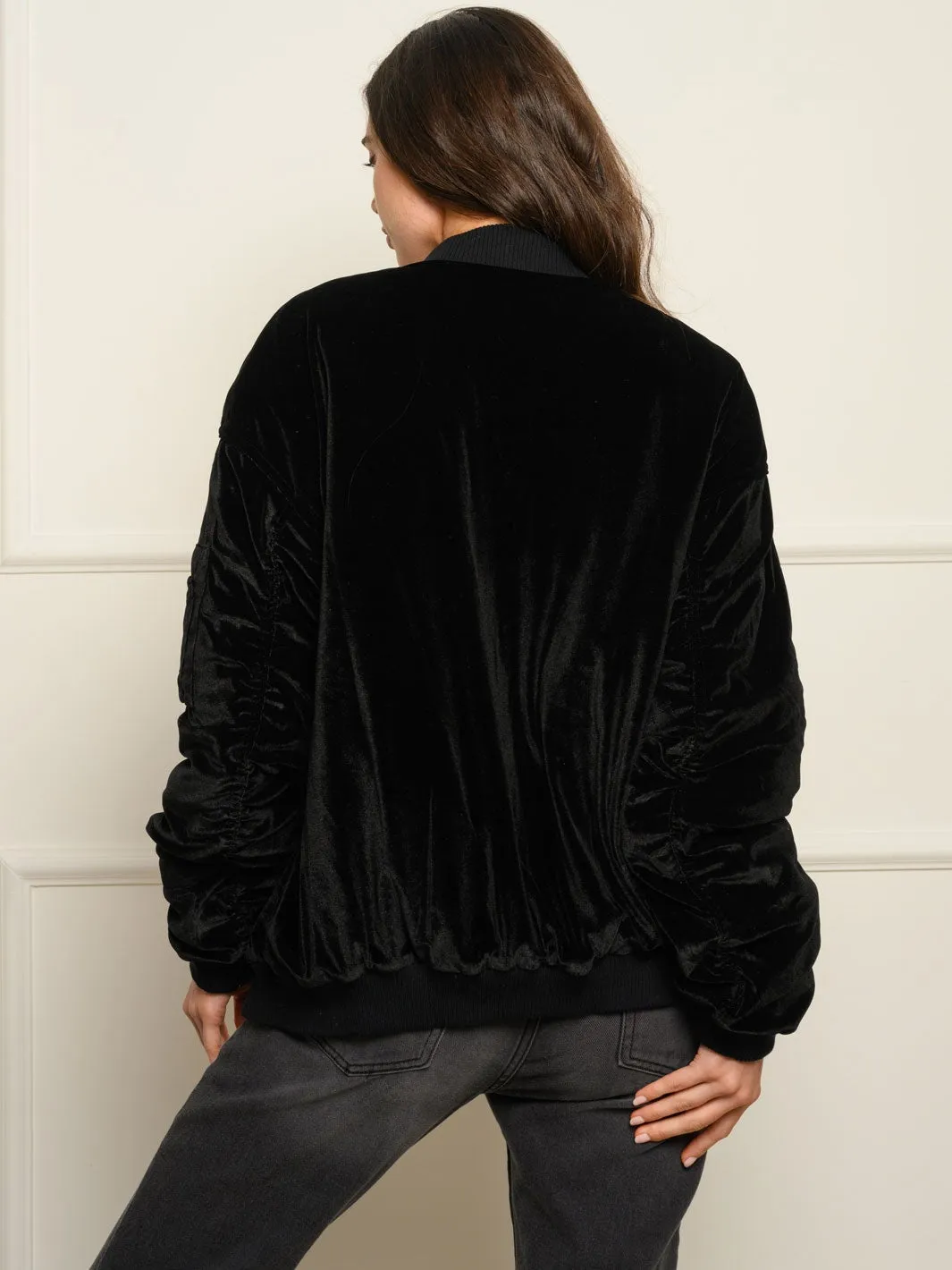 WOMEN'S RUCHED LONG SLEEVE POCKETS ZIP UP BOMBER JACKET