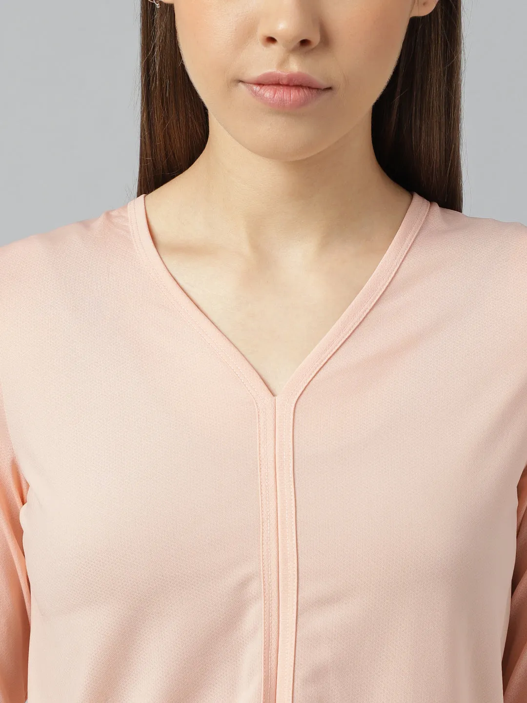 Women's V neck self design tshirt